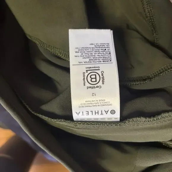 Athleta Endless Pleated skort 2023 Aspen Olive green size 12 - Picture 4 of 4